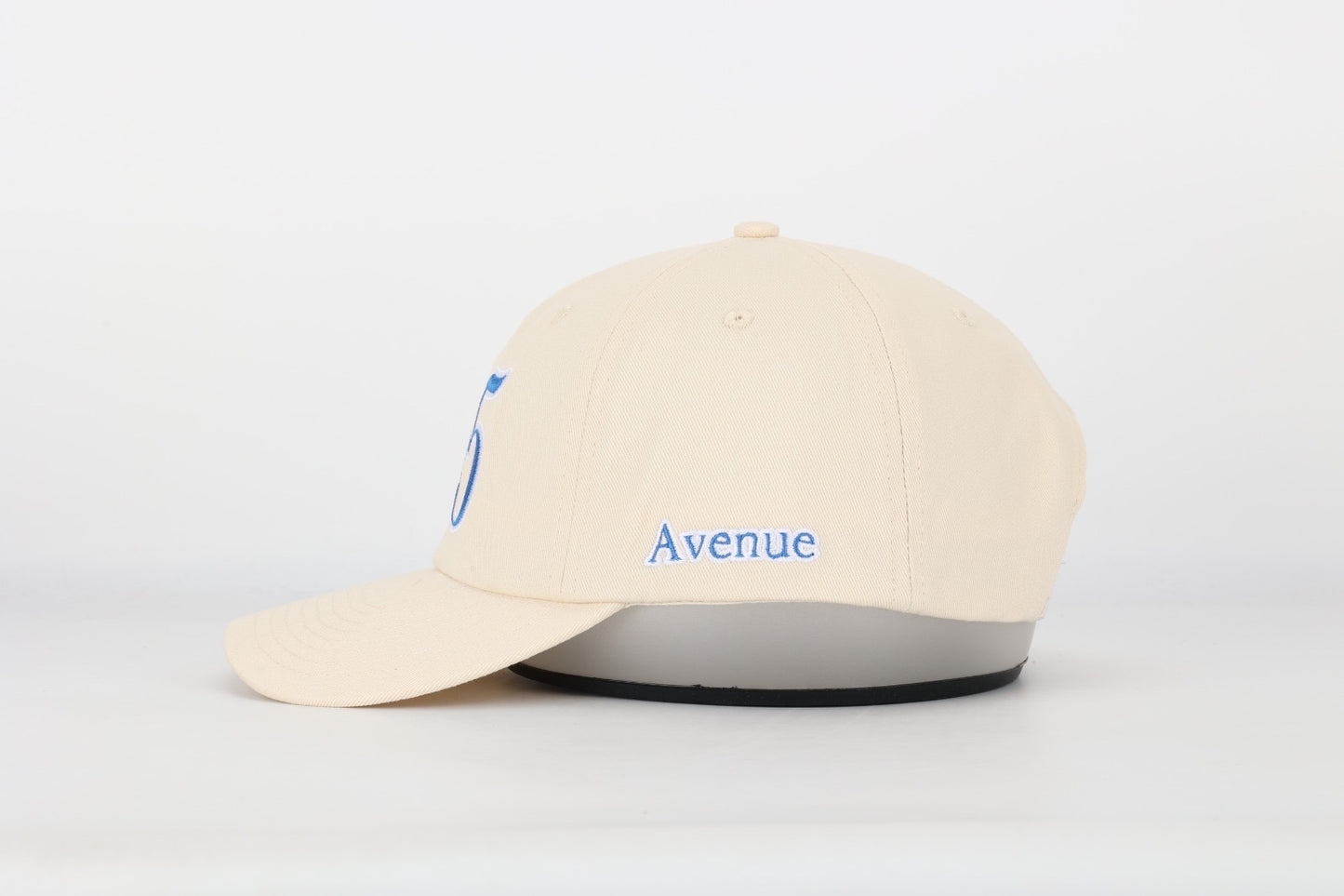 05 ESSENTIAL HAT