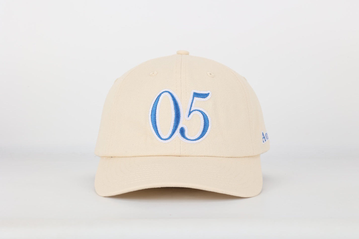 05 ESSENTIAL HAT